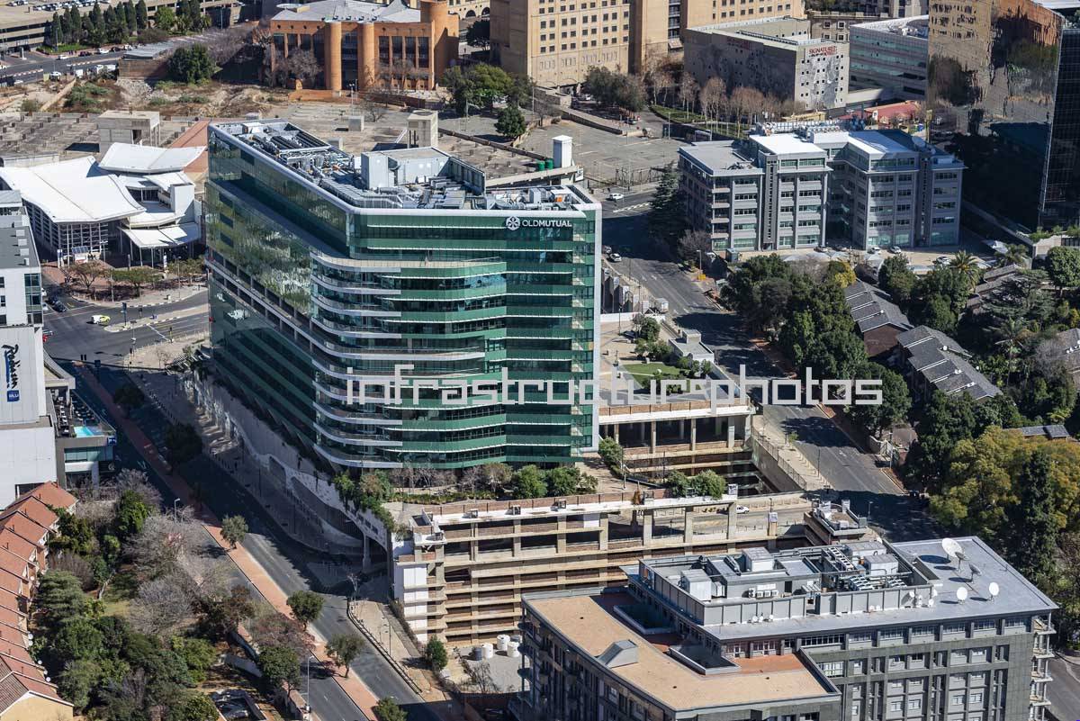 Old Mutual_200715_1141 No. 1 Mutual Place Old Mutual Headquarters, Rivonia Road and West Street, Sandown, Sandton, Johannesburg, Gauteng, South Africa