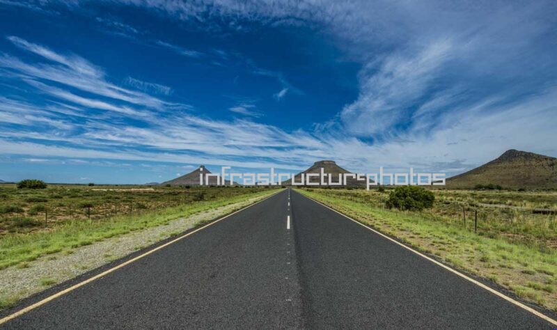 Teebus and Koffiebus Koppies on the R56 – Eastern Cape Karoo Landscape