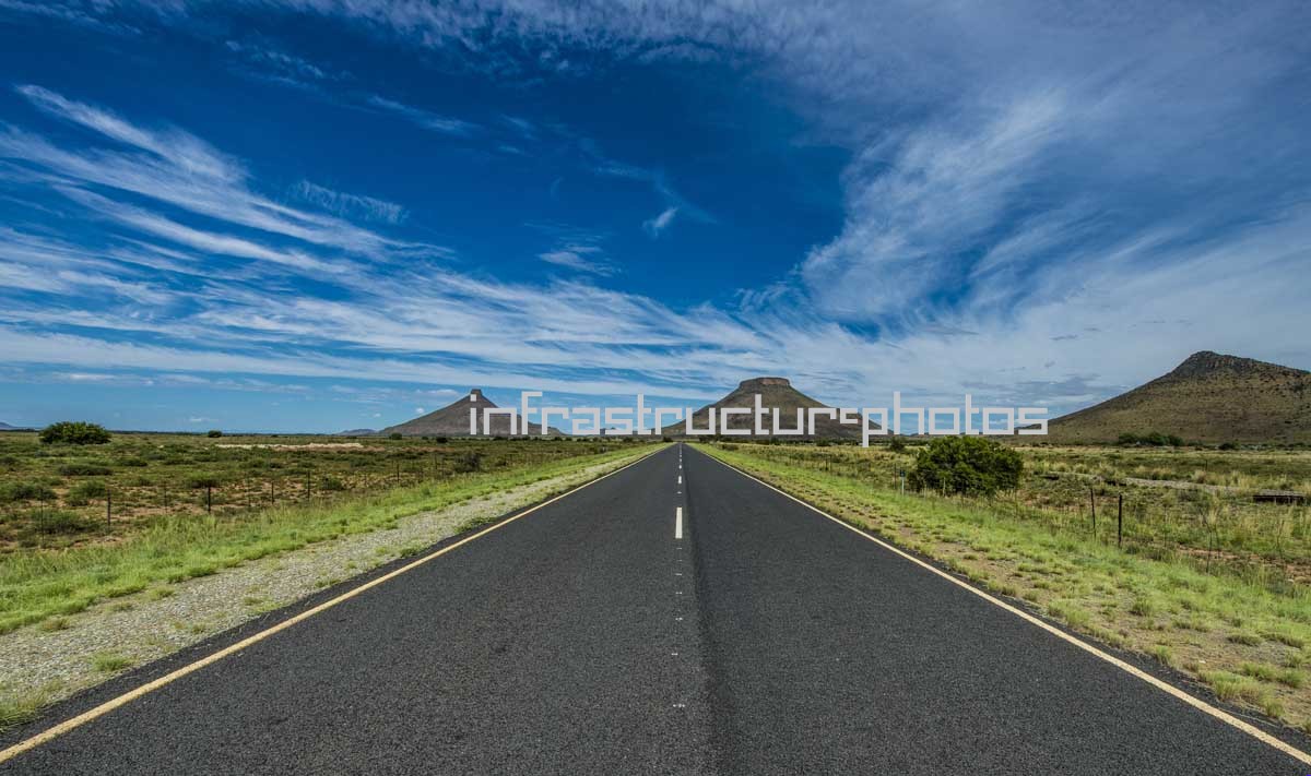 Teebus and Koffiebus Koppies on the R56 – Eastern Cape Karoo Landscape