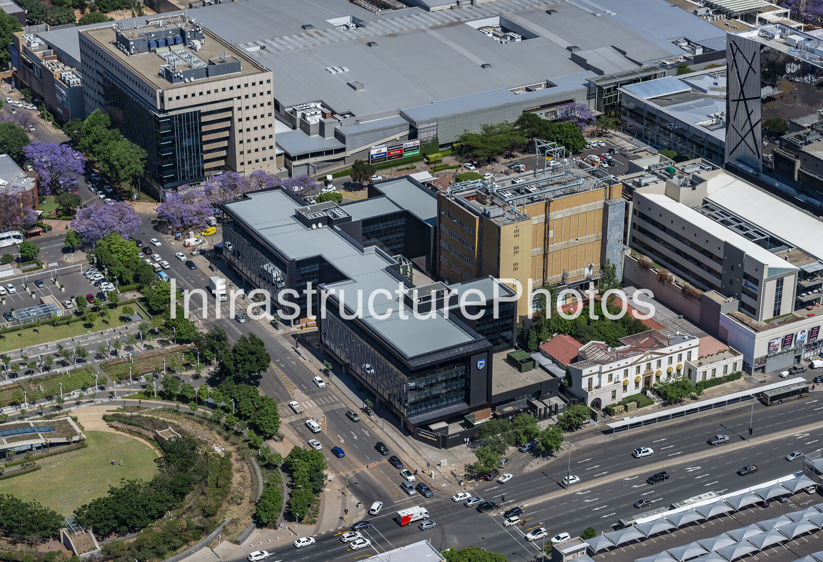 33-Baker-Street-Redev-Rosebank-preview-1 Infrastructure photo preview - watermarked