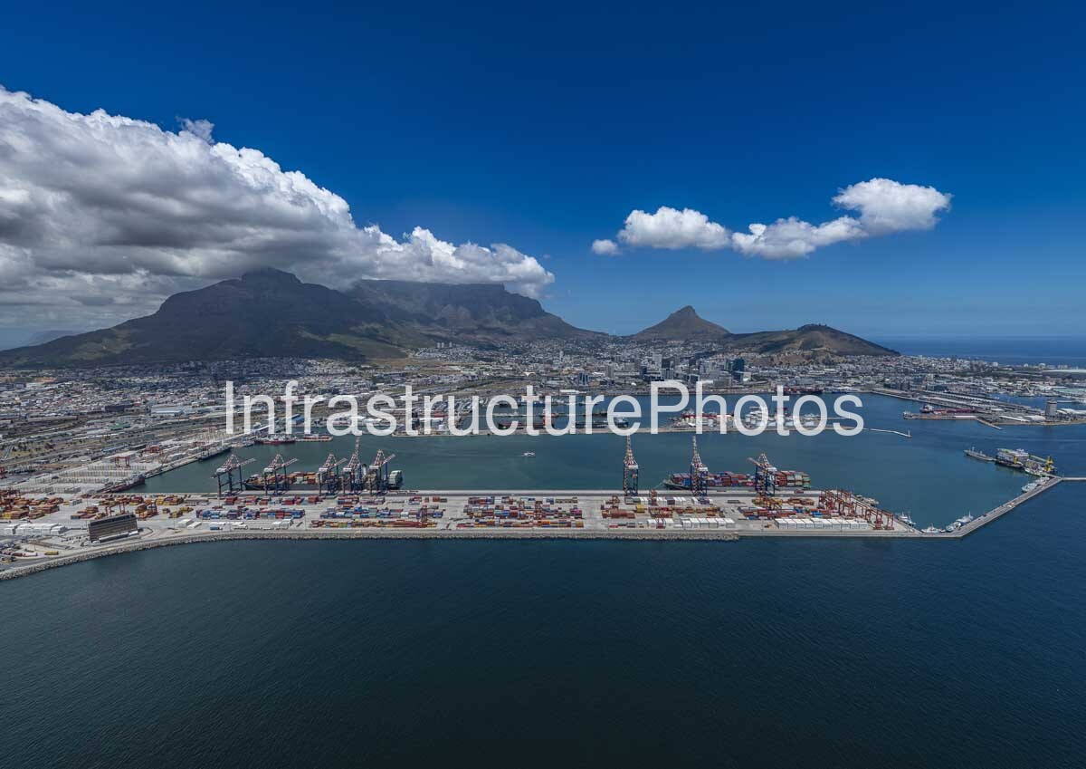 Cape-Town-Harbour_201210_1131-preview Infrastructure photo preview - watermarked