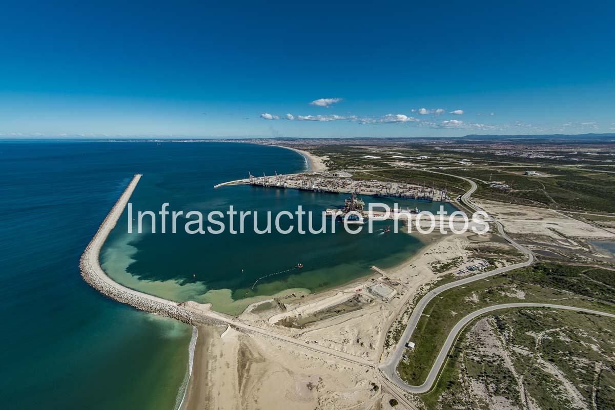 Port-Of-Ngquru_160804_004-preview Infrastructure photo preview - watermarked