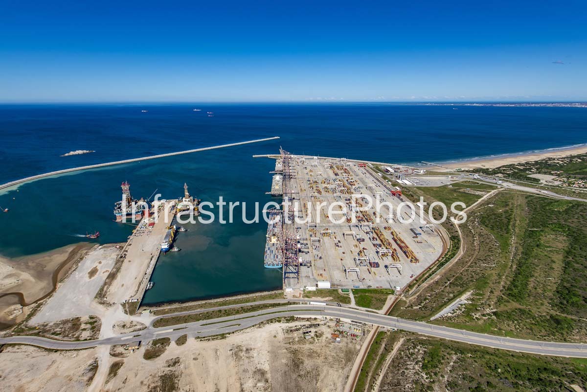 Port-Of-Ngquru_160804_011-preview Infrastructure photo preview - watermarked