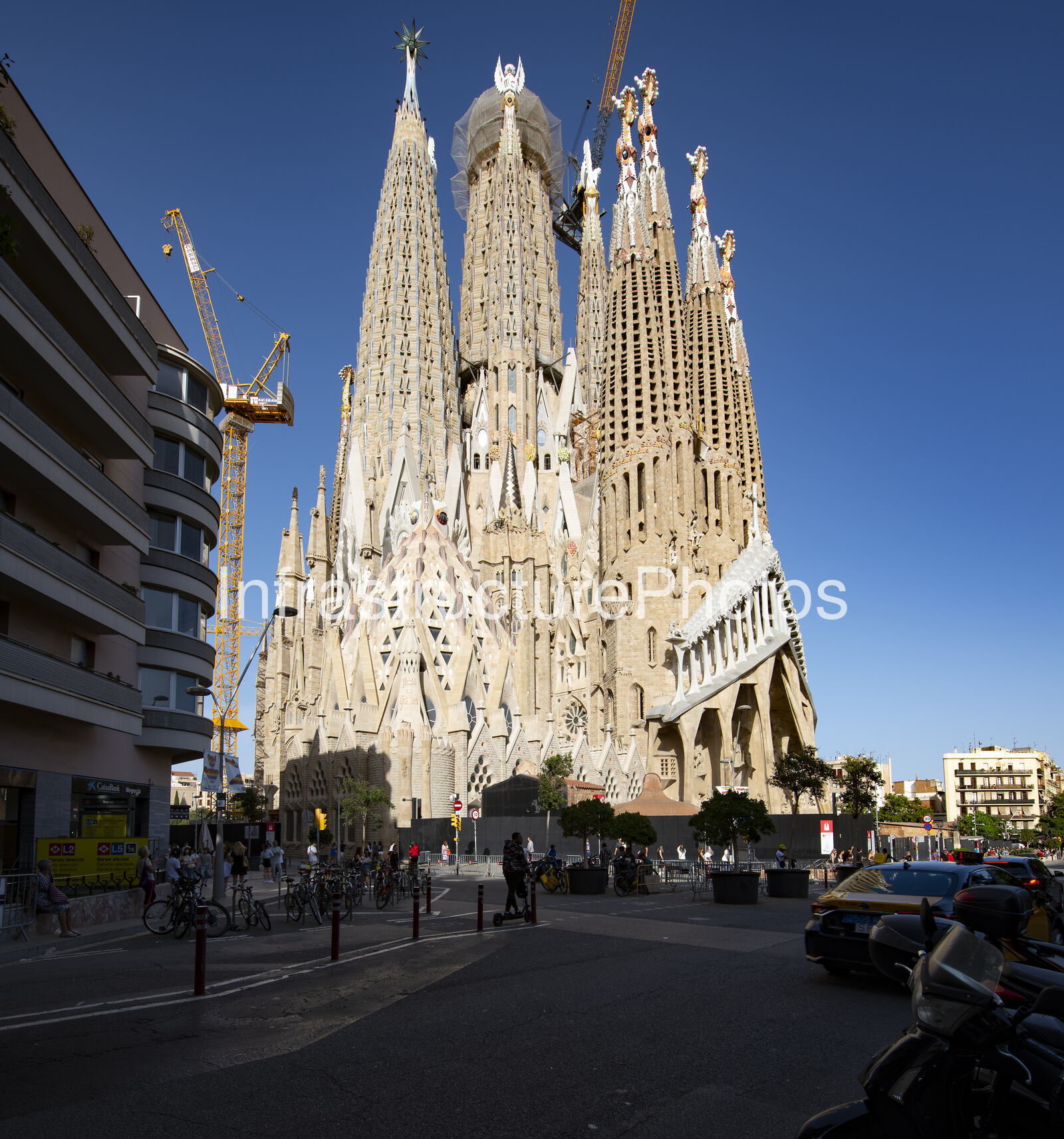 Sagrada-Familia-Barcelona-preview-1 Infrastructure photo preview - watermarked