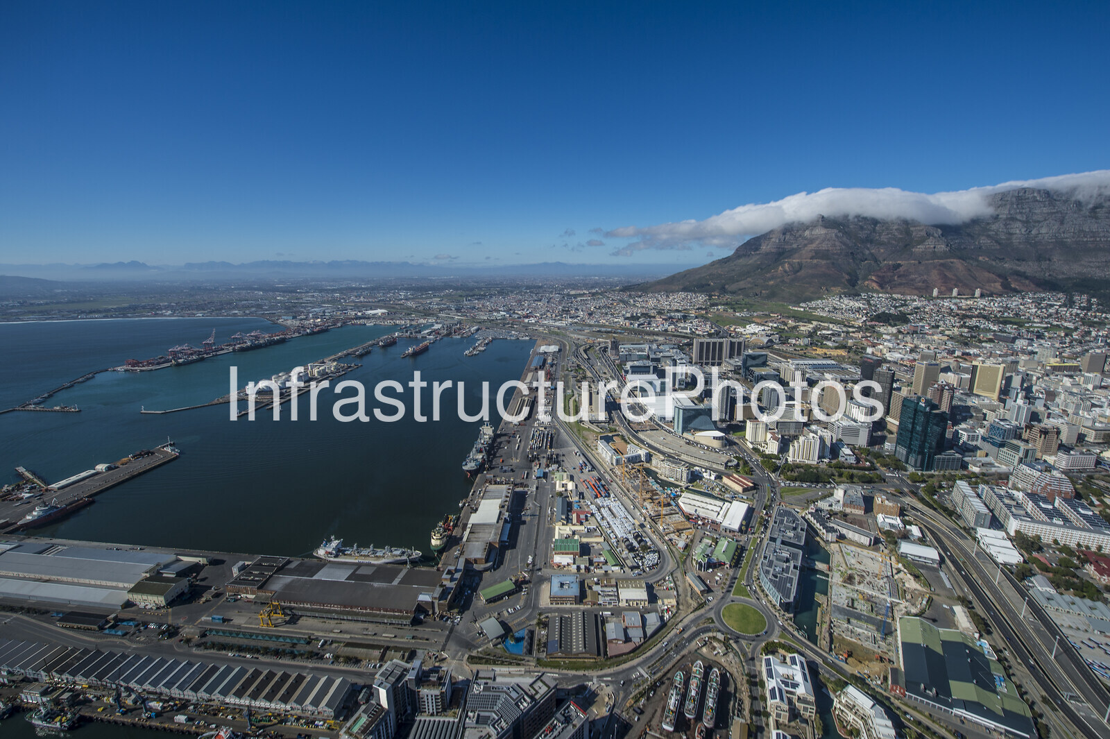 Yacht-Club-_20170729_1148_59-preview-1 Infrastructure photo preview - watermarked
