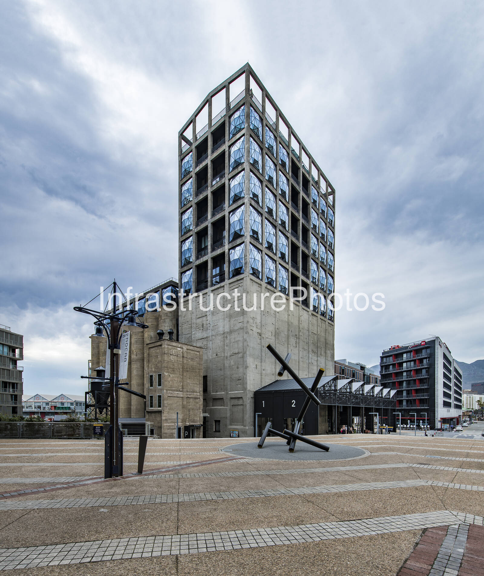 ZEITZ-MOCAA_171102_09_27_07-preview-1 Infrastructure photo preview - watermarked