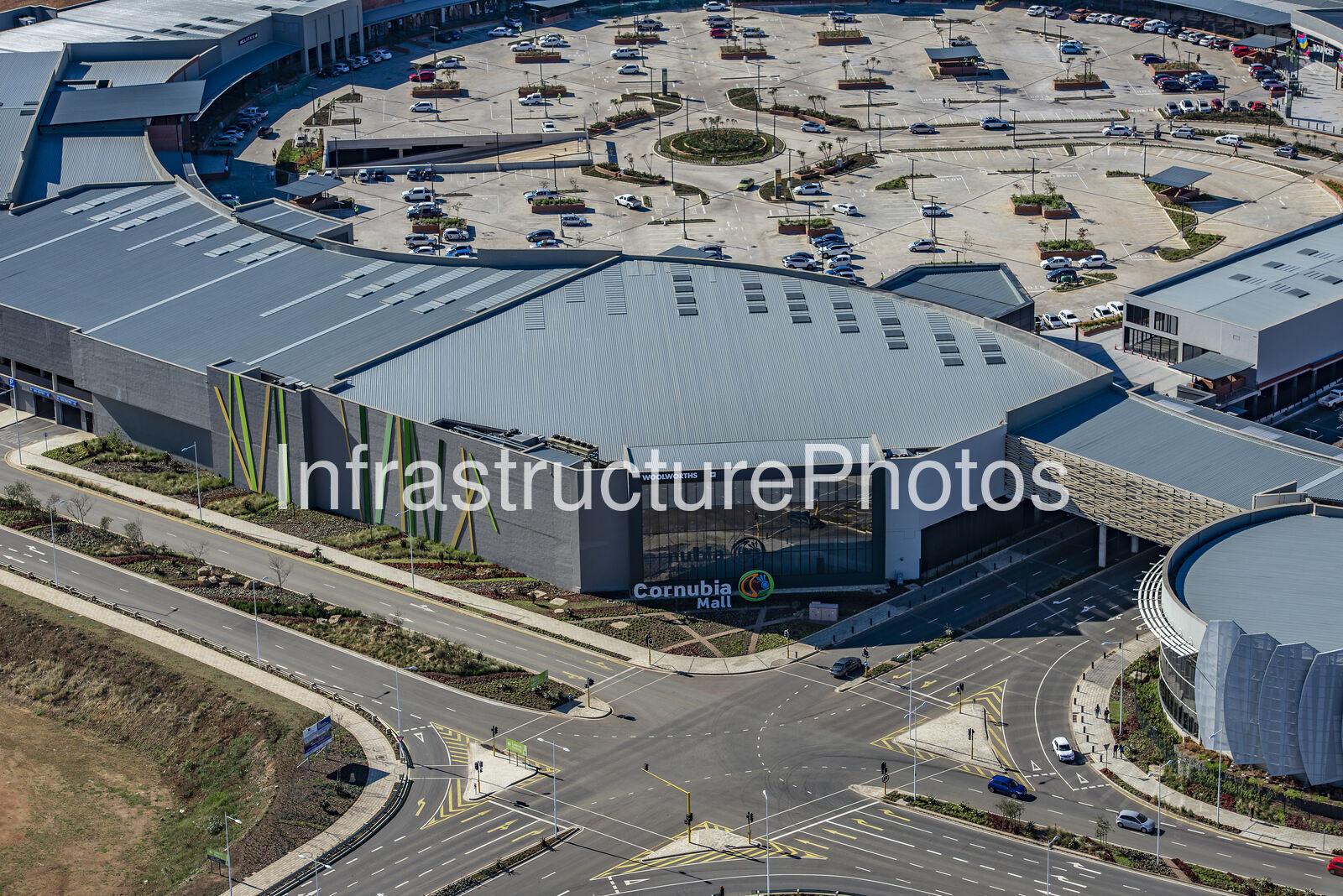 Cornubia-Mall_20180811_0929_54-preview-1 Infrastructure photo preview - watermarked