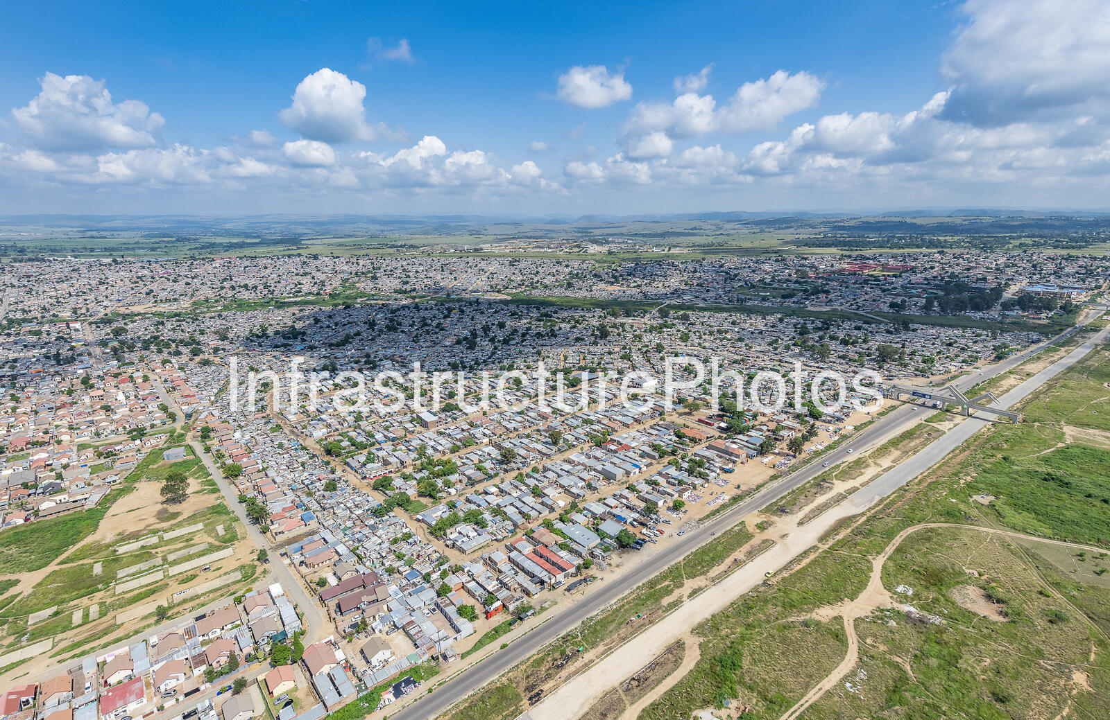 Diepsloot_210114_0932-2-preview-1 Infrastructure photo preview - watermarked