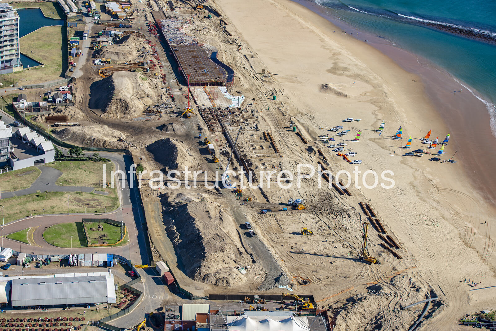 Durban-Point-Redevelopment_20180811_0916_07-preview-1 Infrastructure photo preview - watermarked