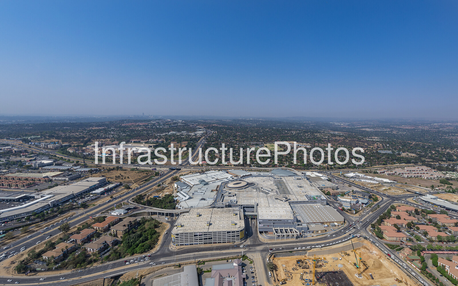 Fourways-Mall_190920_0943-2-preview-1 Infrastructure photo preview - watermarked
