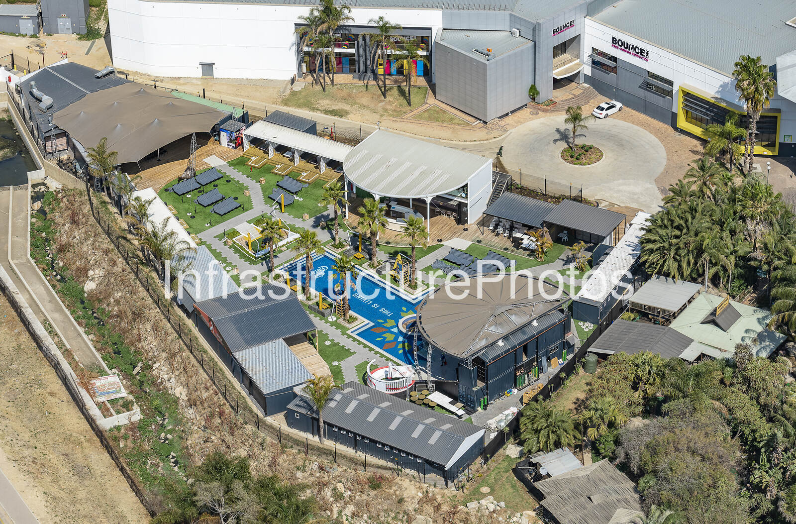 Fourways-Mall_200826_1053-2-preview-1 Infrastructure photo preview - watermarked