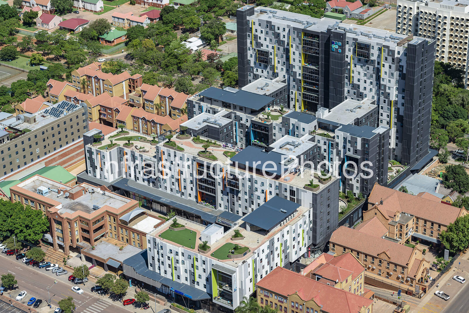 Hatfield-Square_190224_1421-3-preview-1 Infrastructure photo preview - watermarked