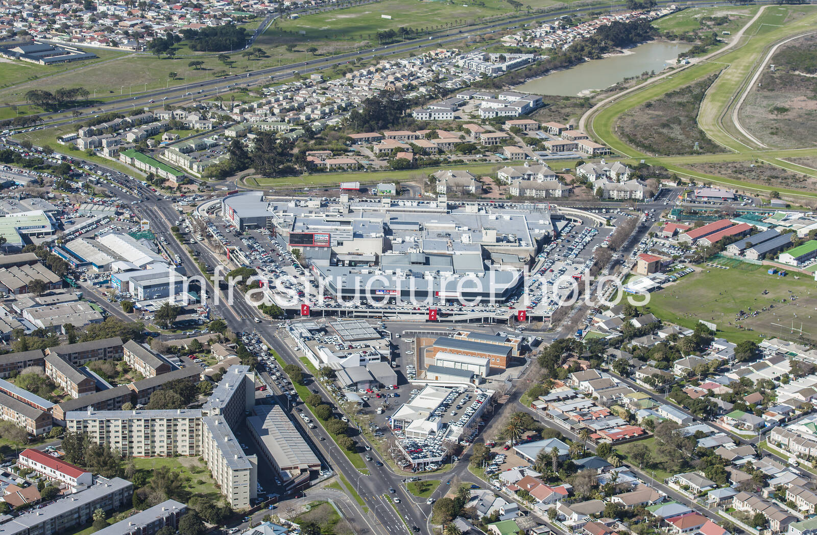 Kenilworth-Centre-_20170729_1158_14-preview-1 Infrastructure photo preview - watermarked