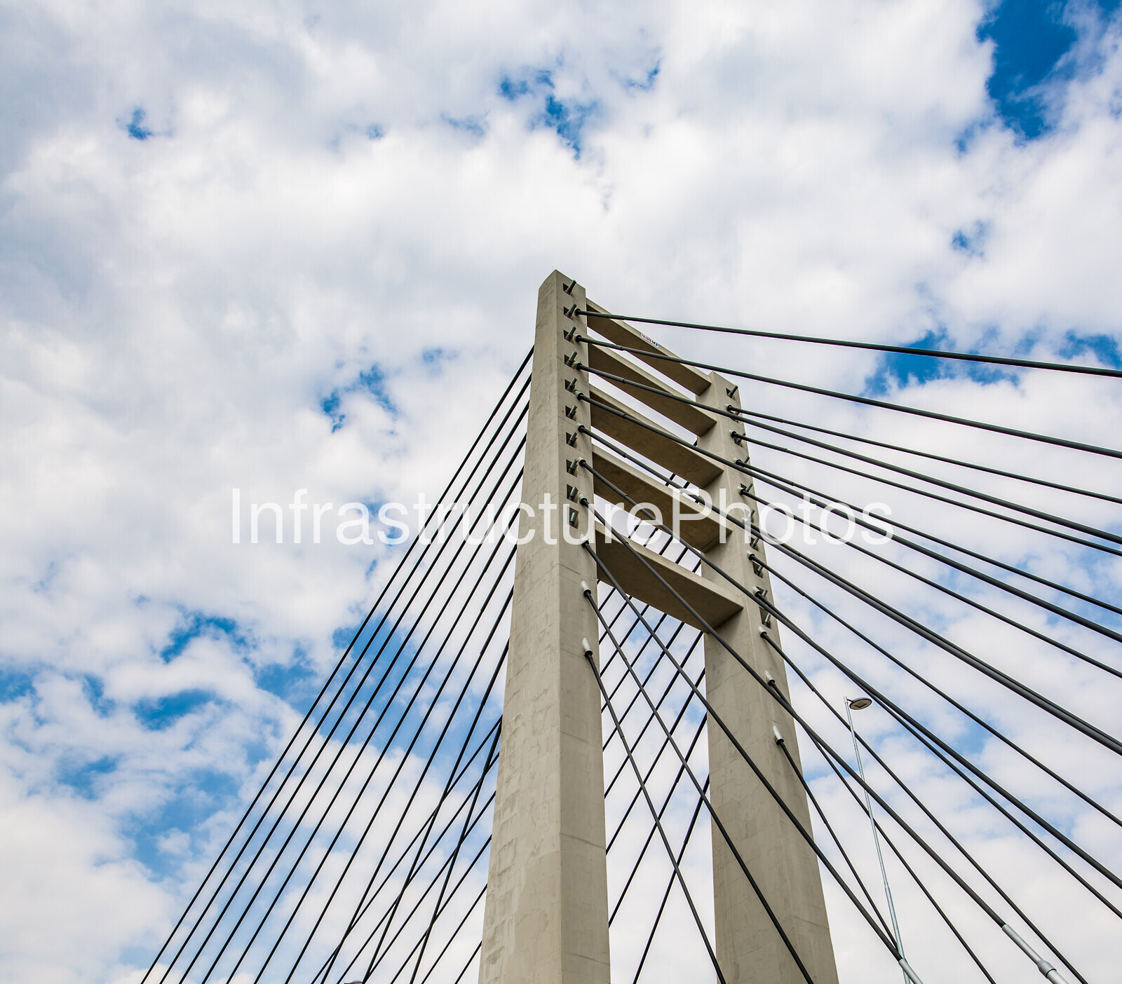 M1_Alex-Katherine-Reya-Vaya-Bridge-_20170506_1323_15-preview-1 Infrastructure photo preview - watermarked