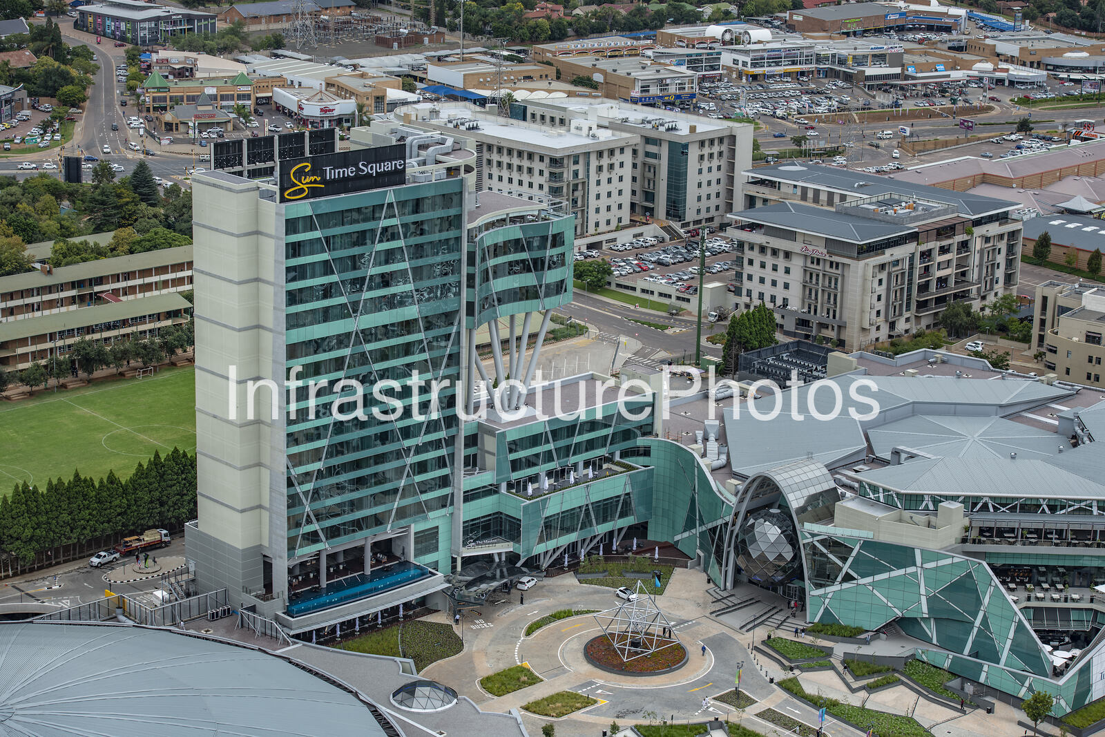 Time-Square-Menlyn_20180413_1136_08-preview-1 Infrastructure photo preview - watermarked