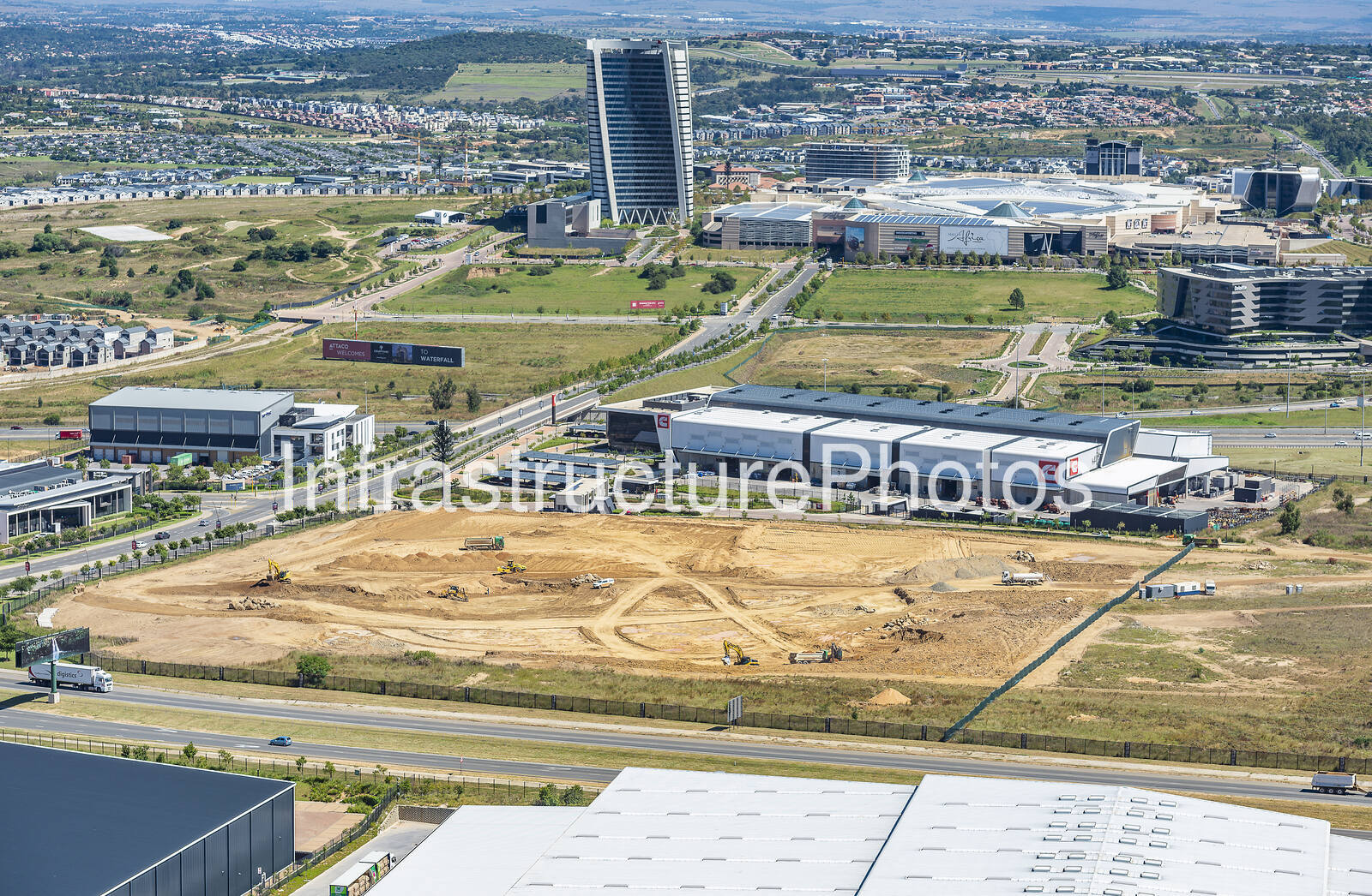 Vantage-Data-Centre_210327_1038-2-preview-1 Infrastructure photo preview - watermarked
