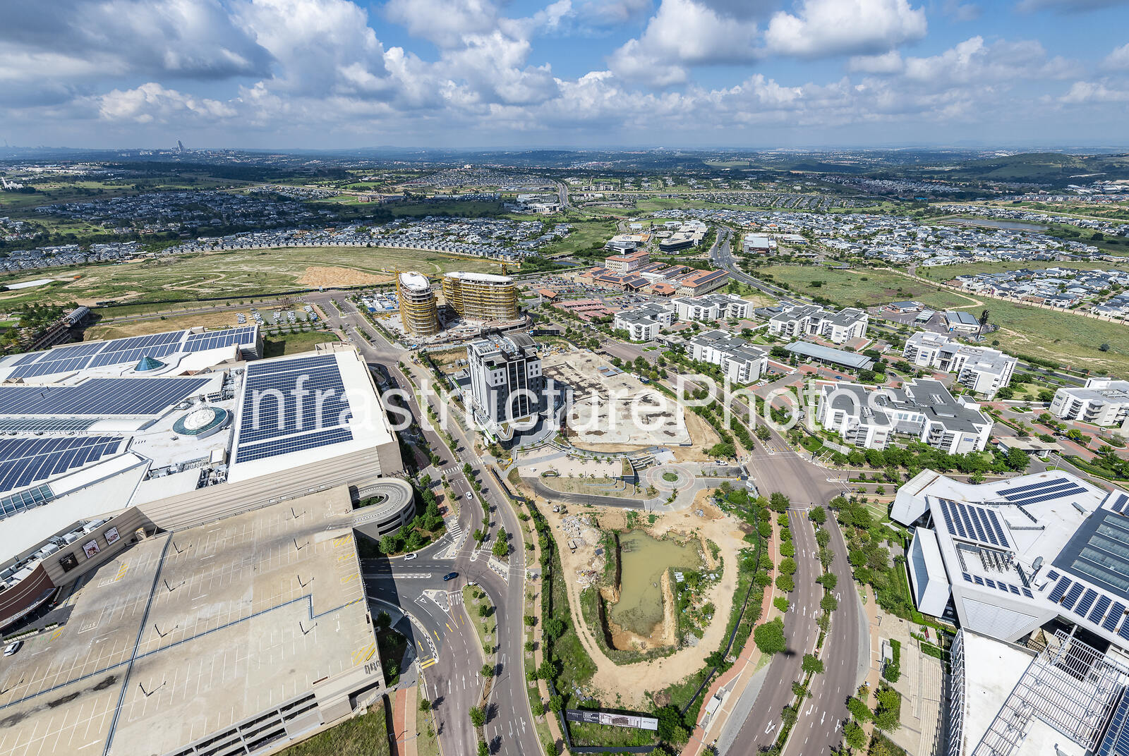 Waterfall-Courtyard-Hotel_210114_0917-preview-1 Infrastructure photo preview - watermarked